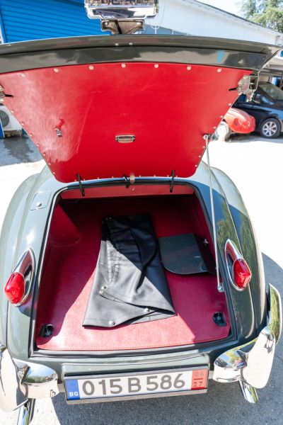 Jaguar XK140 SE Roadster open two-seater 1955 132714