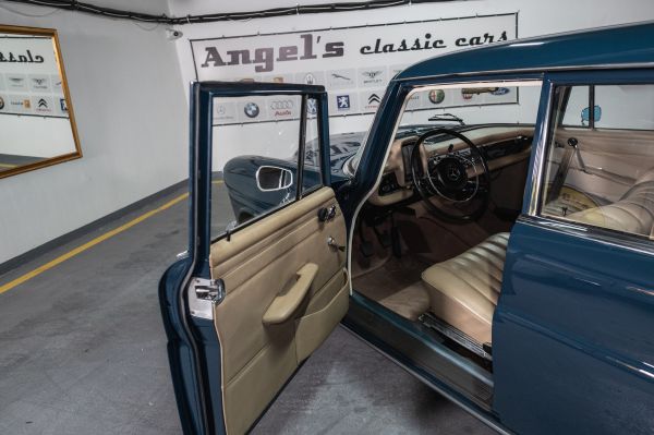 Mercedes-Benz W110 230S 1967 132749