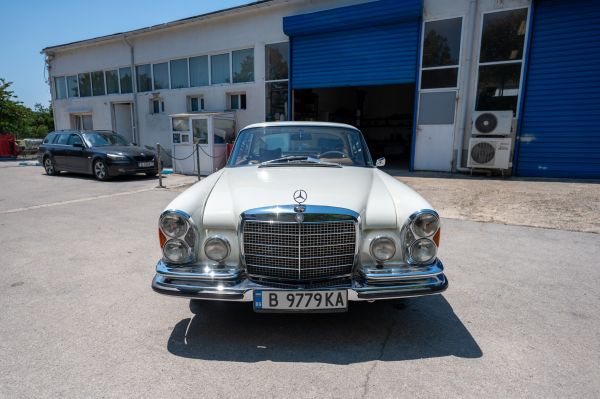 Mercedes-Benz 280 SE 1971 132754