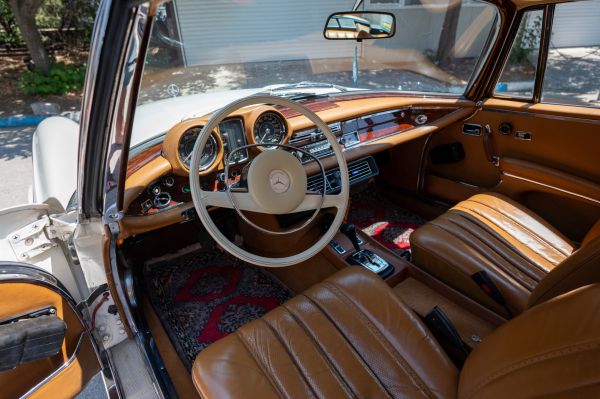 Mercedes-Benz 280 SE 1971 132761