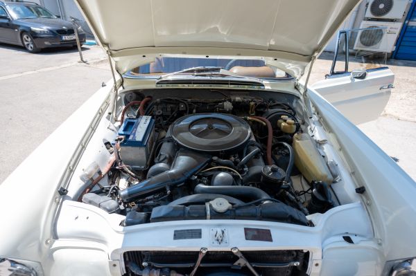 Mercedes-Benz 280 SE 1971 132765