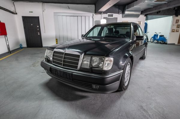 Mercedes-Benz W124 500E 1992