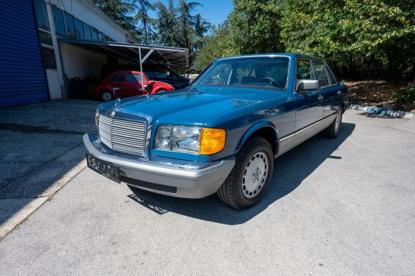 Mercedes-Benz 380 SEL 1982