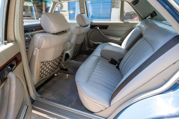 Mercedes-Benz 380 SEL 1982 132787