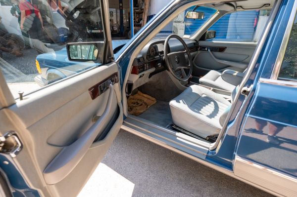 Mercedes-Benz 380 SEL 1982 132788