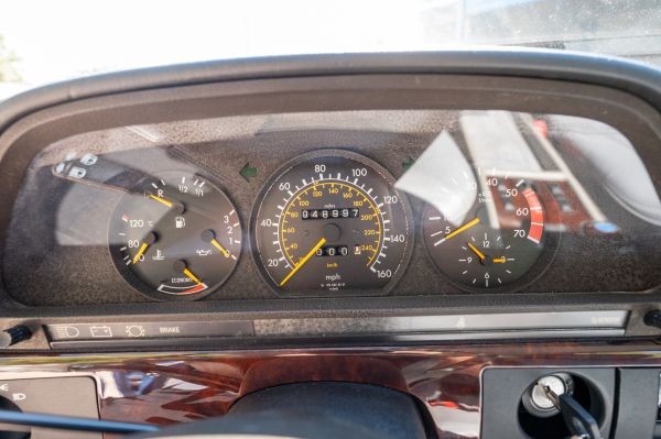 Mercedes-Benz 380 SEL 1982 132789