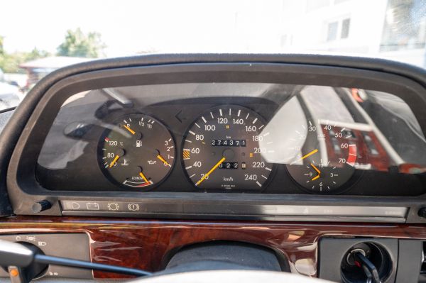 Mercedes-Benz 500 SEC (W126) S1 1985 132800