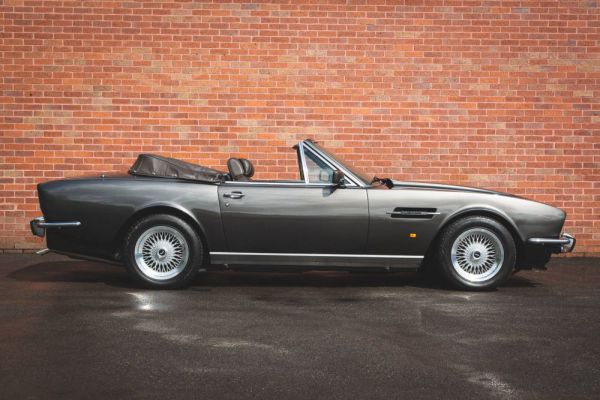 Aston Martin V8 EFi Volante 1988 70143