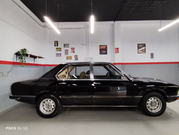 BMW 528i 1979 134217