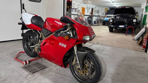Ducati 996 SPS 2000 134352