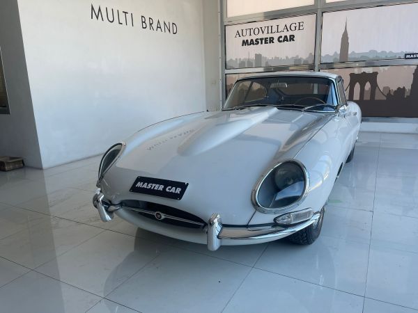 Jaguar E-Type 1962