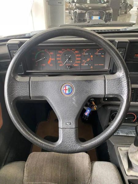 Alfa Romeo 75 2.0 Twin Spark 1988 134455