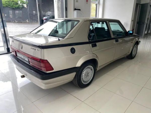 Alfa Romeo 75 2.0 Twin Spark 1988 134457
