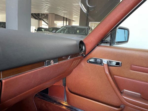 Mercedes-Benz 380 SL 1982 134525
