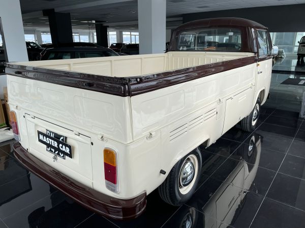 Volkswagen T2b pickup 1972 134787