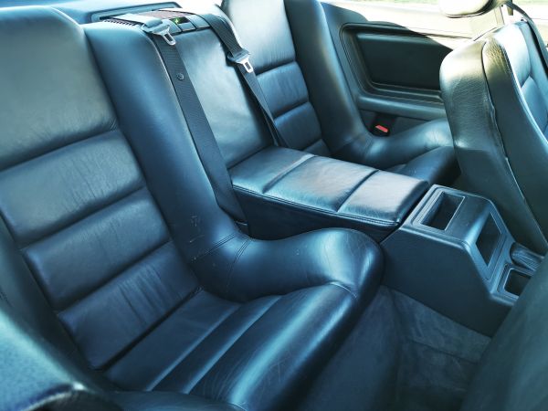 BMW 850i 1990 135300