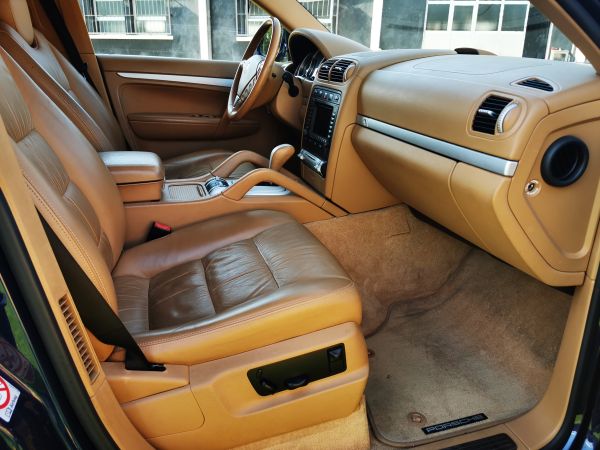 Porsche CAYENNE 4.5 V8 2006 135366