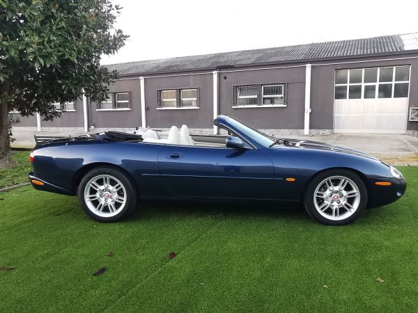 Jaguar XKR 1998 135841