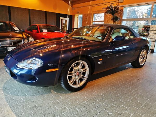 Jaguar XKR 1998 135844