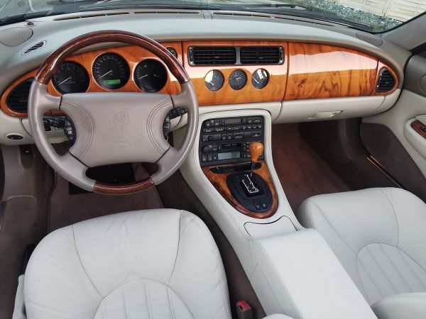 Jaguar XKR 1998 135848