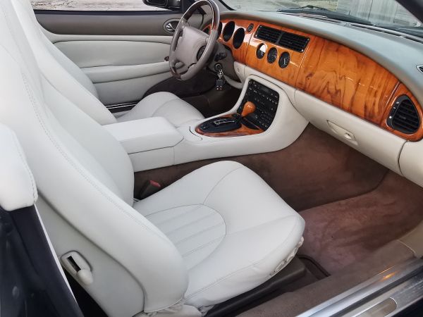 Jaguar XKR 1998 135849