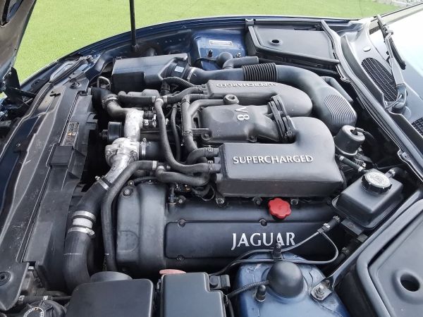 Jaguar XKR 1998 135853