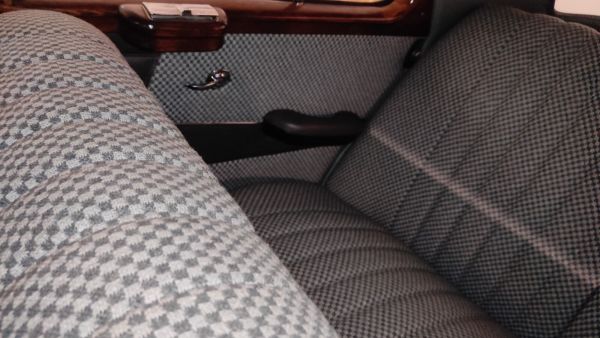 Mercedes-Benz 220 S 1959 134800