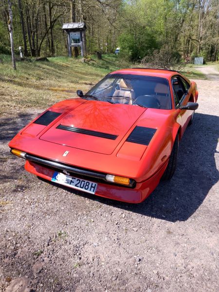Ferrari 208 GTB Turbo 1983