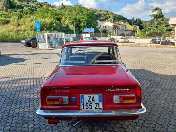 Alfa Romeo Giulia Nuova Super 1300 1975 135006