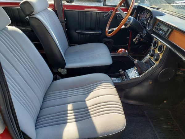 Alfa Romeo Giulia Nuova Super 1300 1975 135011