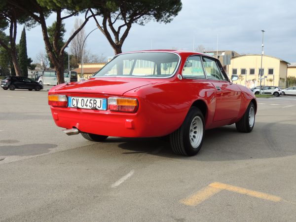 Alfa Romeo 2000 GT Veloce 1973 135983