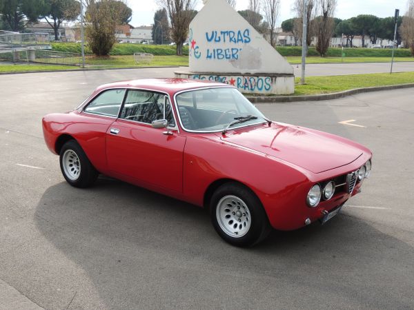 Alfa Romeo 2000 GT Veloce 1973 135987