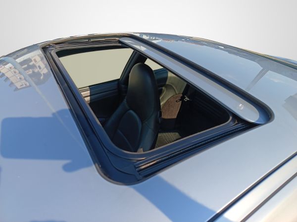 Porsche 911 Carrera 4 2001 135408