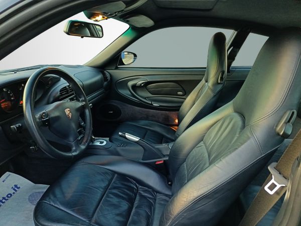 Porsche 911 Carrera 4S 2002 135409