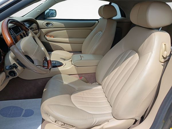 Jaguar XK8 4.0 2001 135428