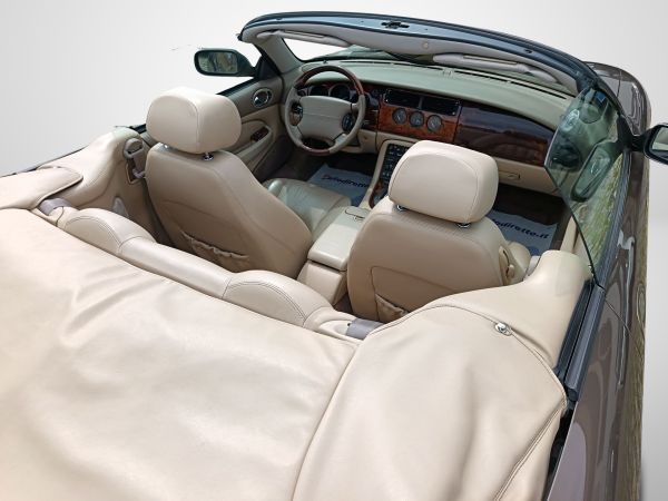 Jaguar XK8 4.0 2001 135432