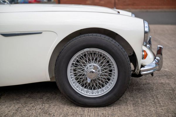 Austin-Healey 3000 Mk III (BJ8) 1966 11874