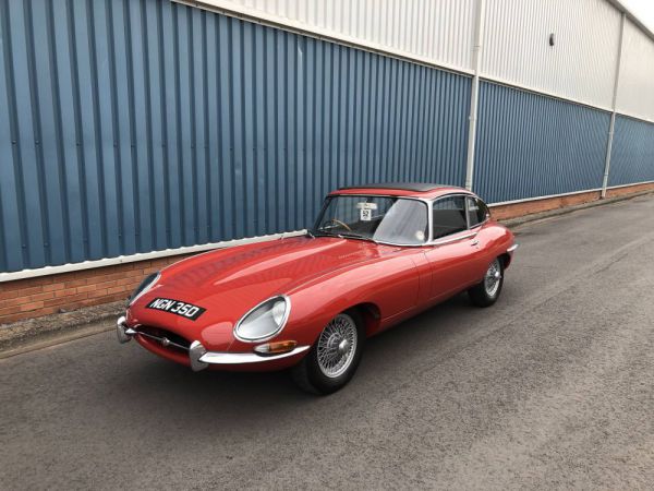 Jaguar E-Type (2+2) 1966 11920