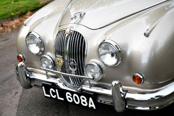 Jaguar Mk II 3.8 1963 11933