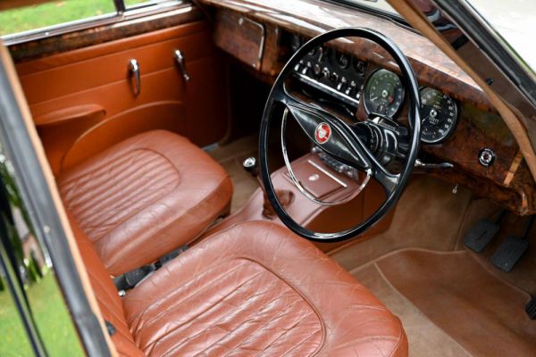 Jaguar Mk II 3.8 1963 11936