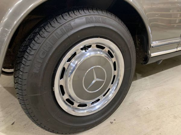 Mercedes-Benz 280 M-SL 1966 82020