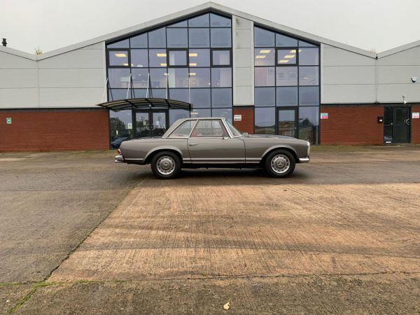 Mercedes-Benz 280 M-SL 1966 82026