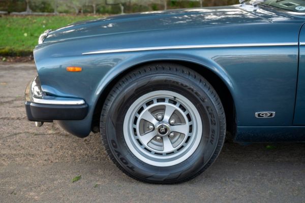 Daimler Sovereign 4.2 1984 120206