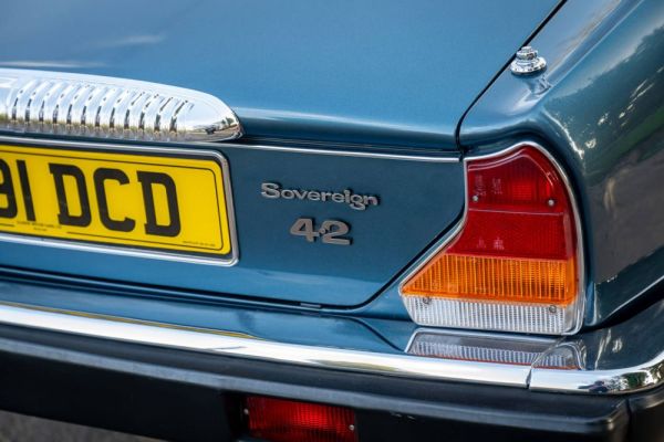 Daimler Sovereign 4.2 1984 120208