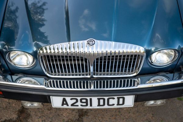 Daimler Sovereign 4.2 1984 120209