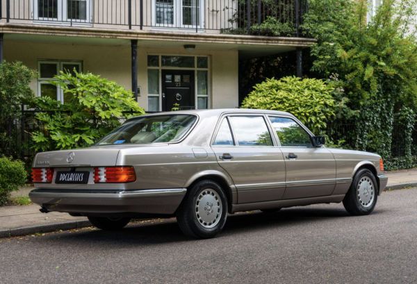 Mercedes-Benz 560 SEL 1986 13800