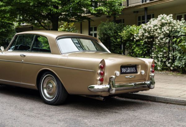 Rolls-Royce Silver Cloud III "Chinese Eyes" 1965 13908