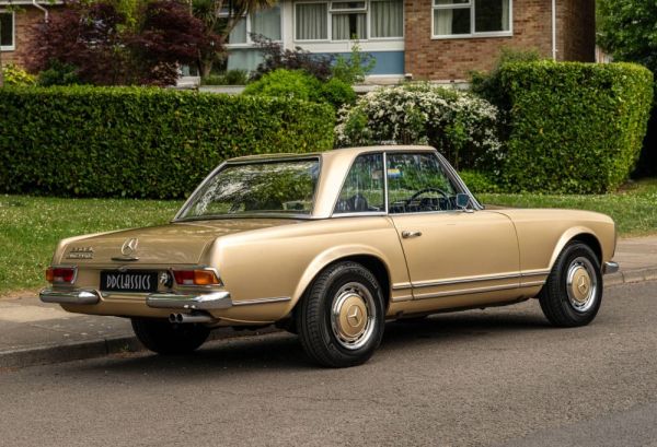 Mercedes-Benz 250 SL 1967 118912