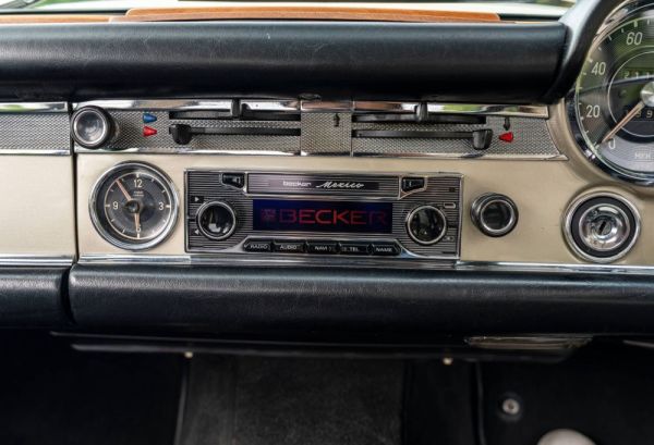 Mercedes-Benz 250 SL 1967 118925