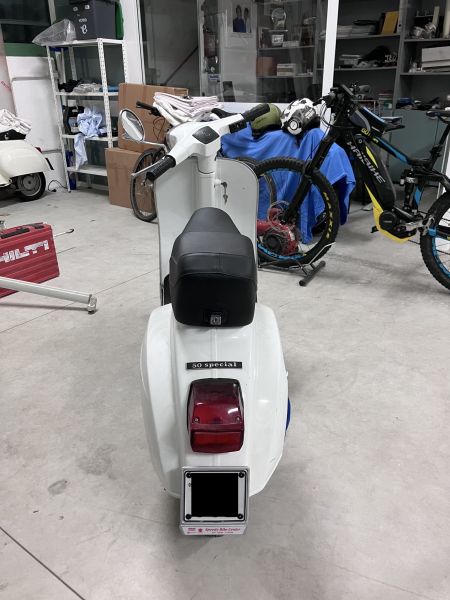 Piaggio Vespa 50 Special V5B 1981 135917